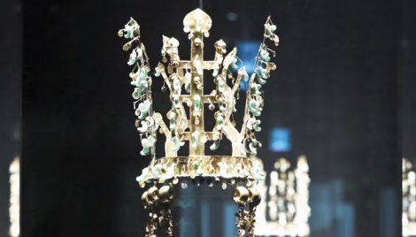 황금으로 빛나는 ‘왕권의 상징’… 은도 섞었대요