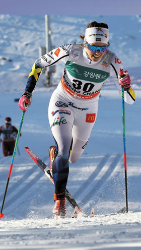 크로스컨트리는 눈 덮인 평지와 언덕이 많은 스칸디나비아 지방에서 스포츠로 발전하였어요. 
