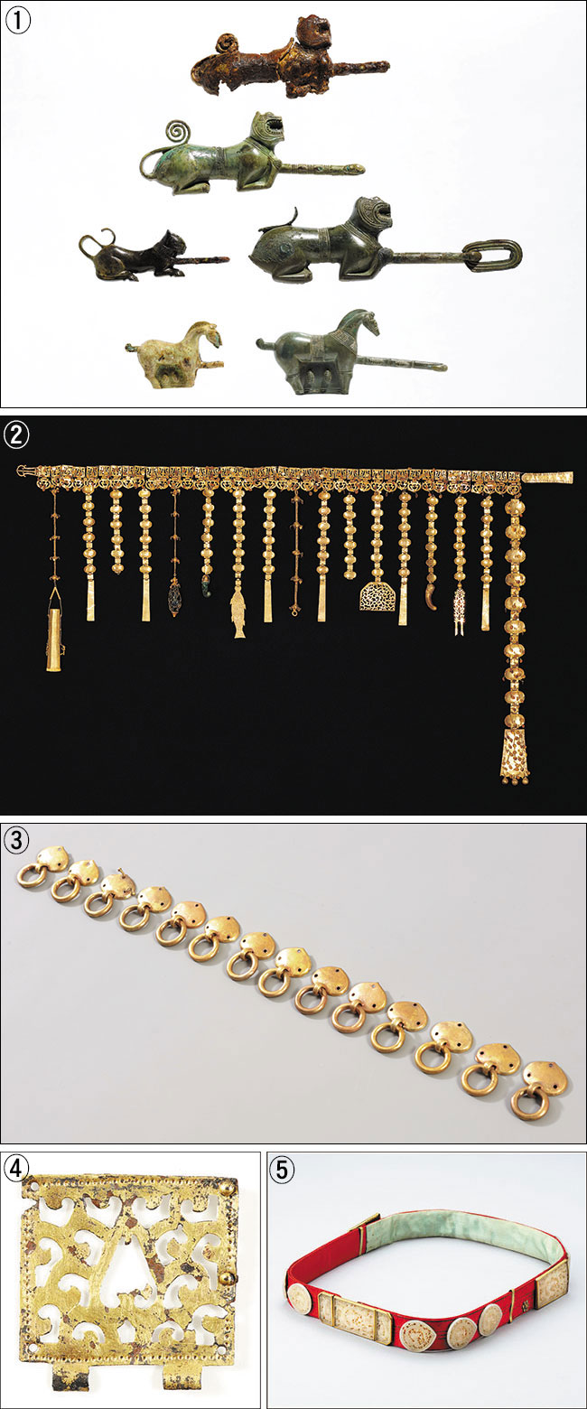 ①대구와 경주 등 영남 지역에서 출토된 호랑이 모양 띠걸이와 말 모양 띠걸이. ②경주 금관총에서 발견된 금허리띠와 드리개예요. ③경주 천마총에서 출토된 거꾸로 된 하트 모양의 허리띠 장식. ④고구려 금동제 허리띠 장식. ⑤고종의 일곱째 아들이었던 영친왕의 옥대. 옥으로 장식해 만들었어요. /국립대구박물관·국립고궁박물관