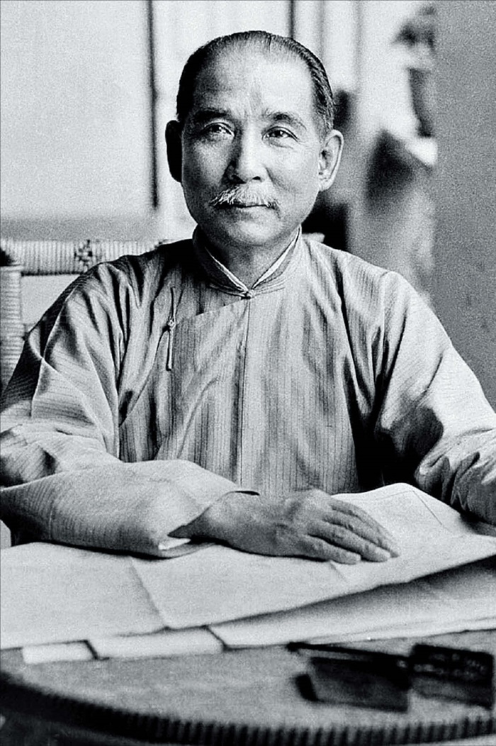 1924년 촬영한 쑨원.