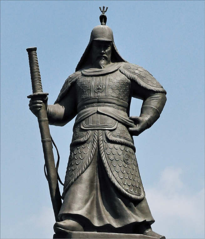 서울 종로구 광화문 광장에 있는 이순신 장군 동상입니다. /동국대 여해연구소•국가유산청•지식재산처•남강호 기자