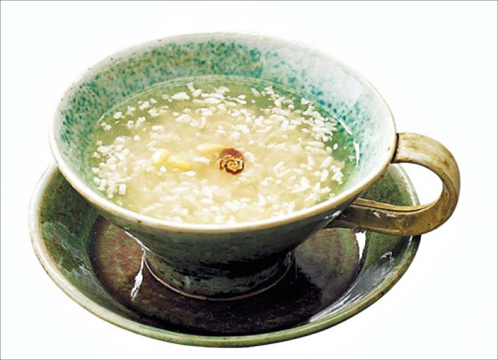 전통 음료 식혜입니다. 특유의 단맛으로 많은 사람의 사랑을 받고 있지요. /한국농수산식품유통공사